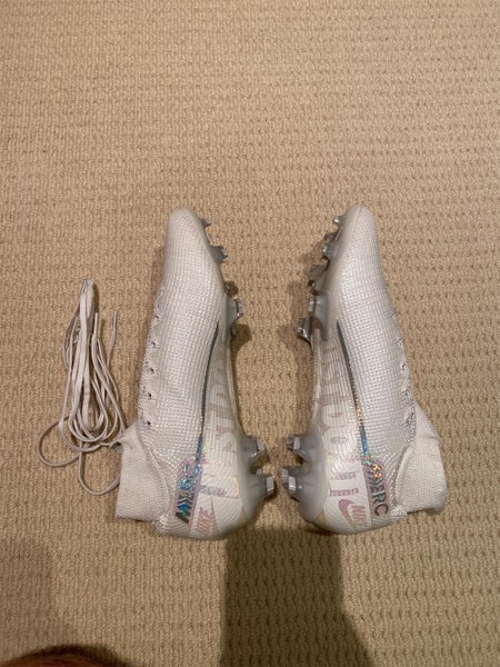 White Men's Size 9.0 (Women's 10) Nike Mercurial Superfly 7 Elite FG Cleats