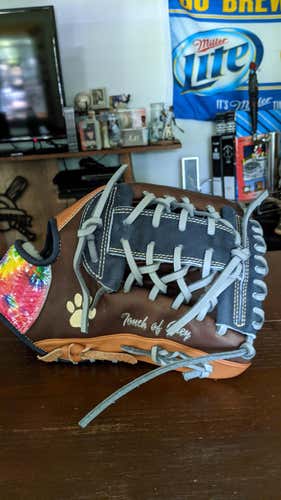 New 44 Pro 574 Outfield Glove
