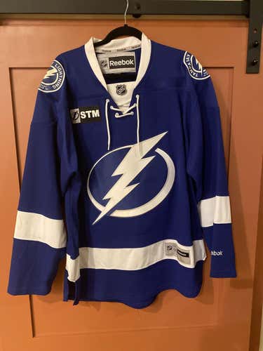 Blue Unisex Large Reebok Jersey