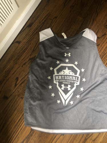 Gray Men's Used Adult Large Under Armour Jersey