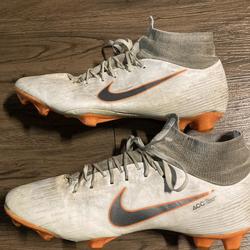 Nike Mercurial Flyknit Soccer Cleats 10.5
