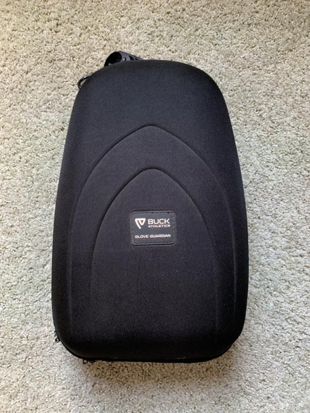 Buck Athletics Glove Guardian
