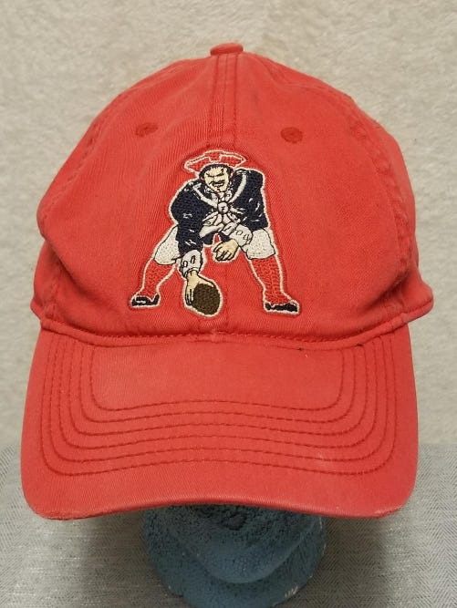 Vintage 80's Retro Sport New England Patriots "Hurt Reynolds" Size L/XL Baseball Cap