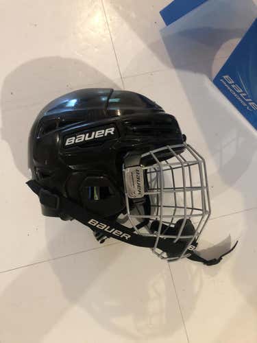 Black Used Youth Bauer  Prodigy Helmet