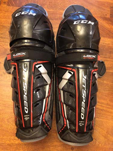 New Senior CCM JetSpeed FT390 Shin Pads