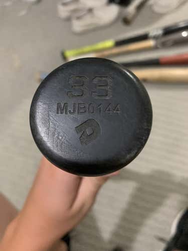 Used DeMarini (-3) 33" D243 Pro Maple Bat