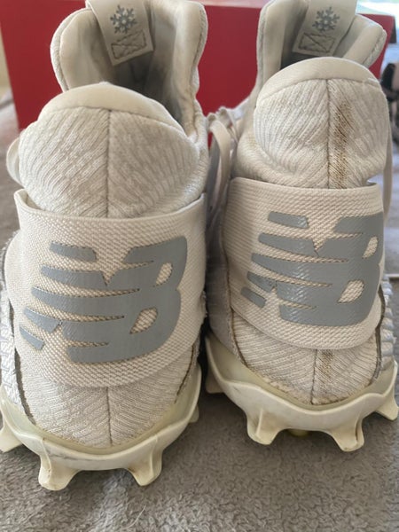 White Used Adult Men's Size 11 (Women's 12) Molded Cleats New Balance Cleats