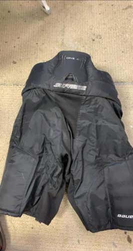 Black Bauer Supreme One40’s