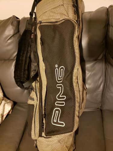 Black and Tan Used Unisex Ping Carry Bag
