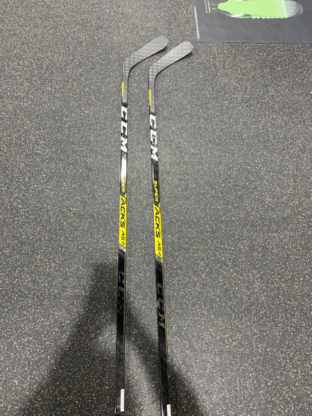 CCM Super Tacks AS2 P29 75 RHT 2 pack bundle