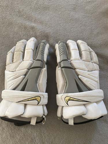 White Used Player's Nike Vapor Lacrosse Gloves 12"
