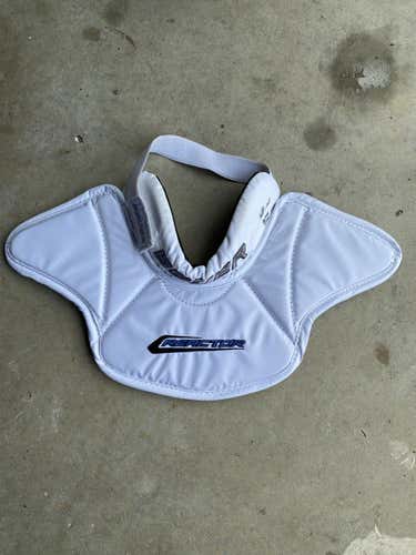 Bauer reactor goalie neck guard