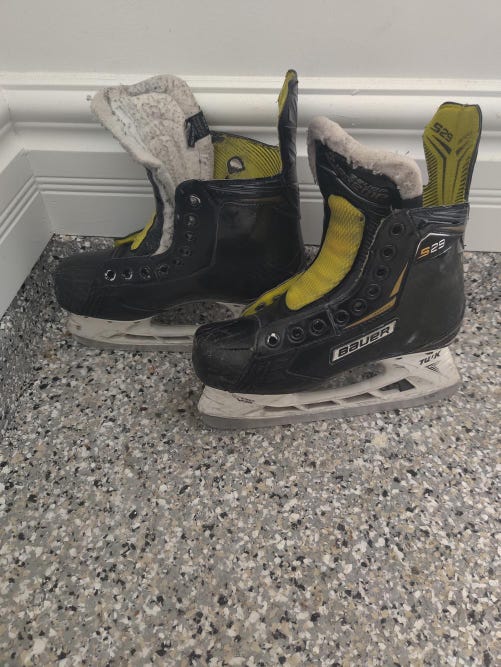 Used Size 4.5 Bauer Supreme S29 Hockey Skates