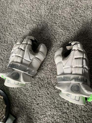 White Used Maverik 13" M4 Goalie Gloves