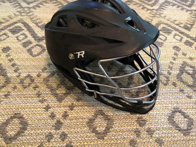 Used Cascade R Helmet