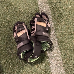 Black Used Player's Maverik 10" M4 Lacrosse Gloves