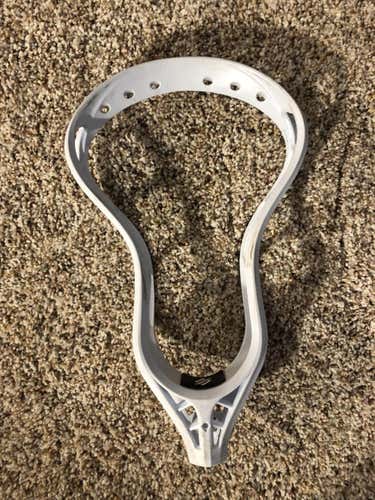 White Used Unstrung Mark 2V Head