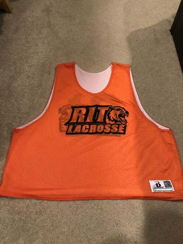 RIT Lacrosse Practice Pinnie
