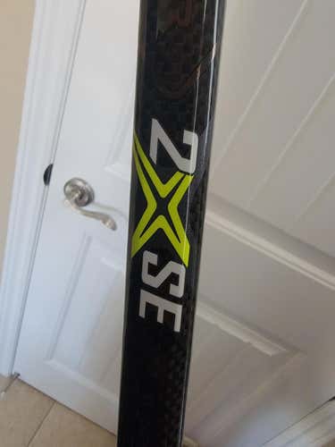 New Senior Bauer Right Handed Vapor 2x SE Hockey Stick Toe Pattern