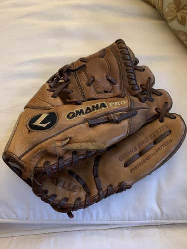 Used Right Hand Throw 11" OMAHA PRO Baseball Glove