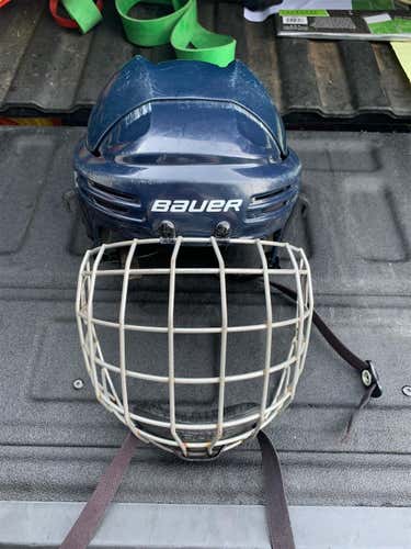 Blue Used Medium Bauer BHH2100M Helmet
