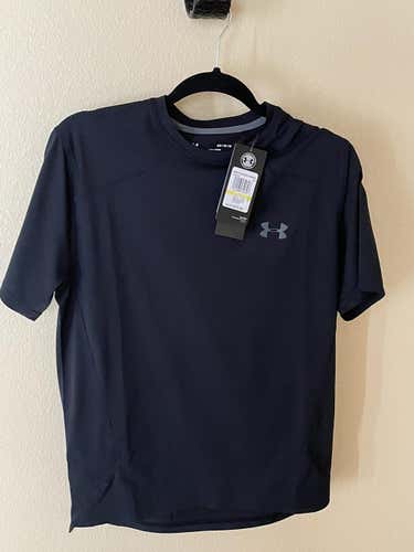 Men’s Medium Under Armour Heat Gear short sleeve shirt
