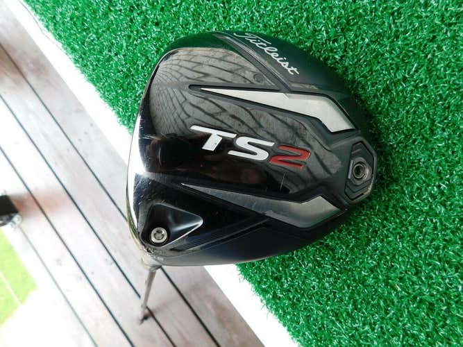 Titleist TS2 10.5* Driver w/ KuroKage Regular Flex Shaft - LEFTY