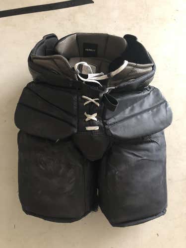 Black Custom Used Medium Vaughn Pro Stock Goalie Pants