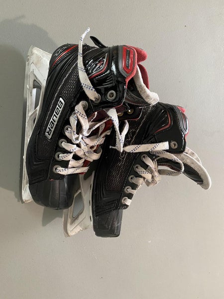 Used Bauer Regular Width Size 5 vapor x900 Hockey Goalie Skates