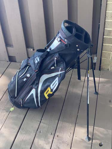 TaylorMade R9 Stand Golf Bag