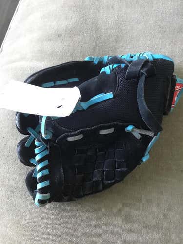 Black  Right Hand Throw 10" Softball Glove