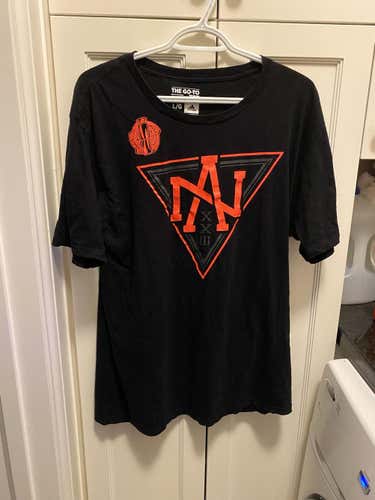 Toronto Maple Leafs Austin Matthews T-shirt - Team North American. RARE.