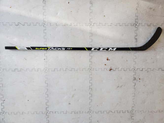 Used Intermediate CCM Right Handed Super Tacks AS3 Hockey Stick Flex 55, P29