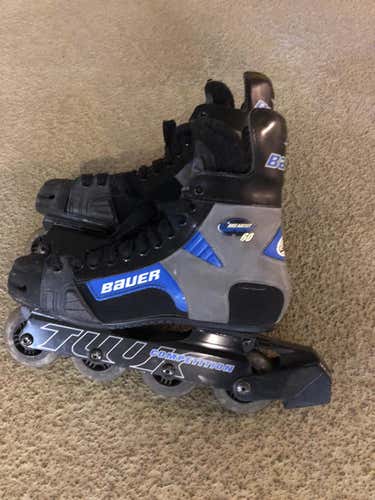 Bauer Size 9 Inline Hockey Skates, Regular Width