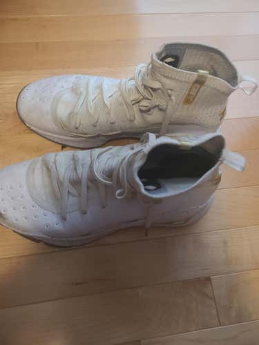 Used Currys size 11