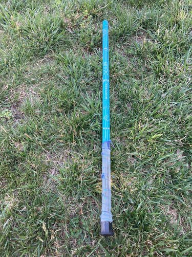 Limited Edition Blue STX Vanadium Shaft