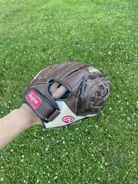 Rawlings Champion Series 12.5” Baseball Glove