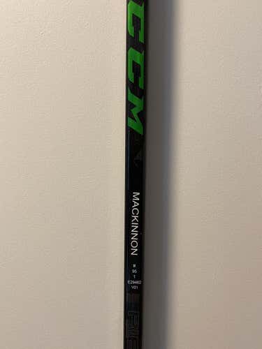Mackinnon Pro Stock Super Tacks AS3 Pro Hockey Stick