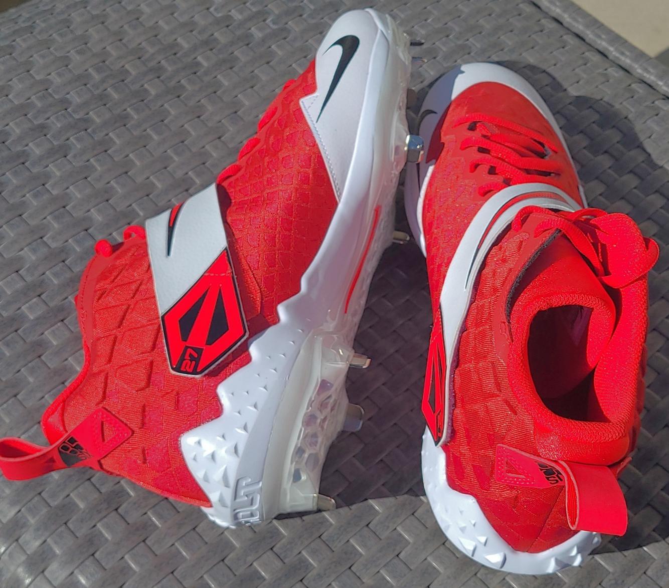 mike trout training shoes