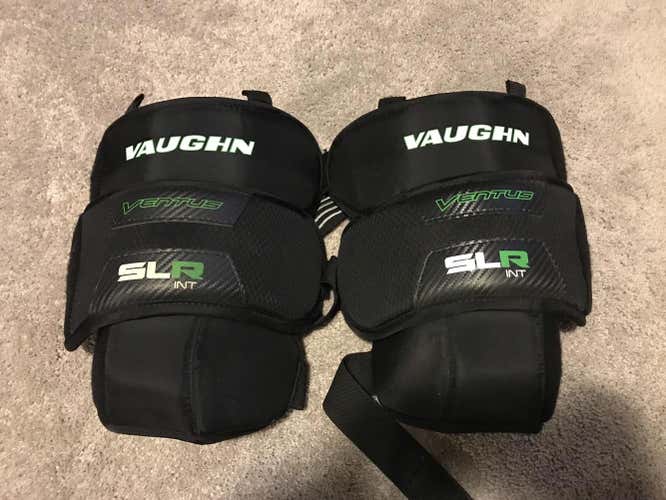 Vaughn SLR2 Goalie Knee Pads