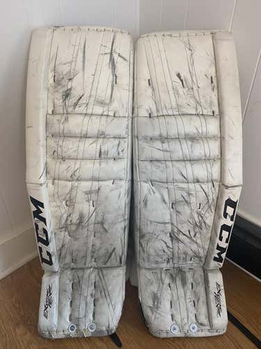 White Senior 36"+2 CCM  Extreme Flex 760 Goalie Leg Pads