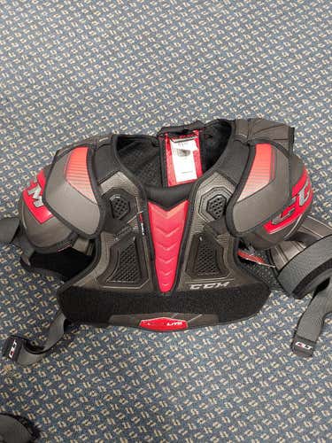 New Senior Medium CCM QuickLite Shoulder Pads