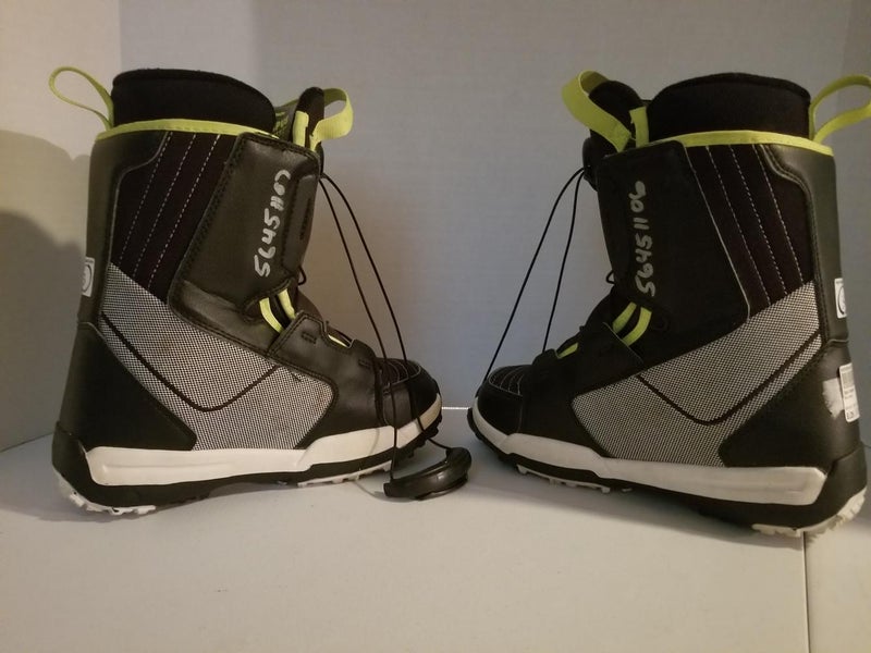 Used Size 3.0 (Women's 4.0) Salomon Talapus Snowboard Boots
