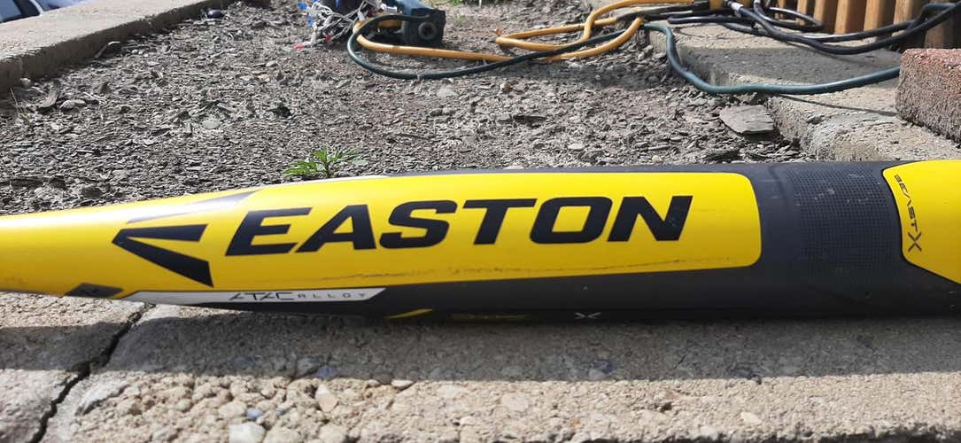 Used Kid Pitch (9YO-13YO) 2017 Easton Alloy Ghost X Bat (-12) 19 oz 31"