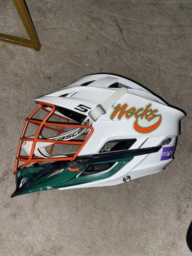 White Adult Player's Cascade S Helmet