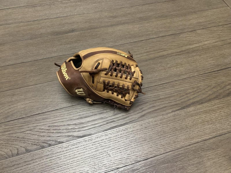Wilson A2K 1796 11.75” Trapeze