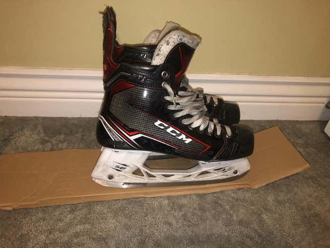 CCM JetSpeed FT1 Senior Size 9D Hockey Skates