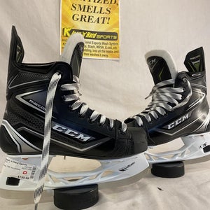 New CCM Ribcor 76K Ice Hockey Size 3 D Skates
