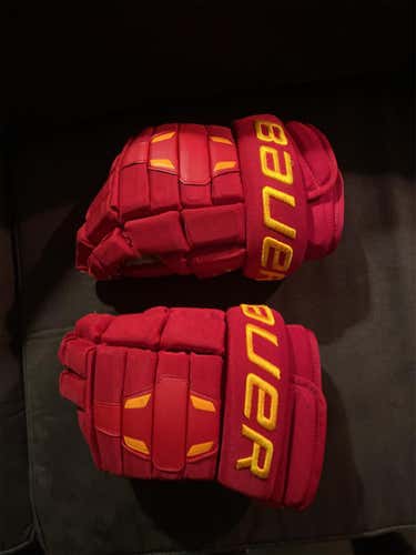 Red Used Bauer Nexus 2N 14 Inch Gloves
