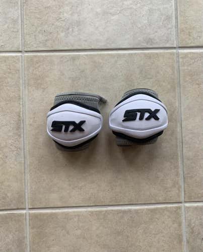 STX Stallion 500 Medium Elbow Pads
